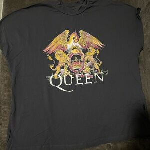 🎆Noisy May Grey Queen Oversized T-Shirt.Like New.